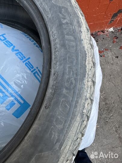 Bridgestone Blizzak Ice 235/55 R19