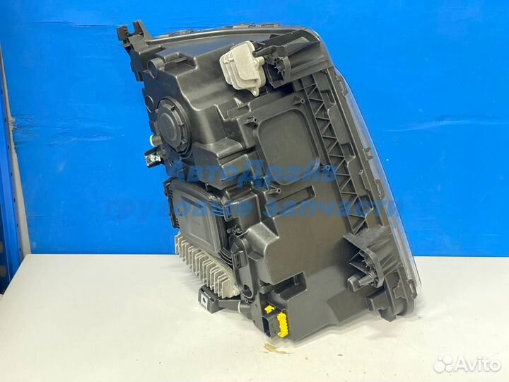 Фара Вольво Фм Фш Фмх 4 поколения