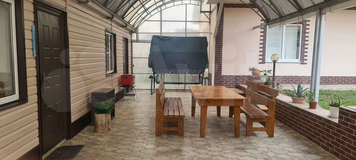 Дом 200 м² на участке 13 сот.