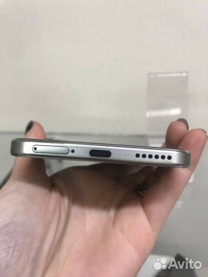 HUAWEI nova 10 SE, 8/128 ГБ