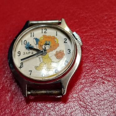 Часы Заря %22Львенок%22, СССР рабочие