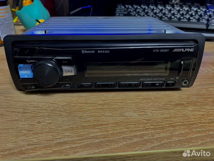 Alpine ute 200bt