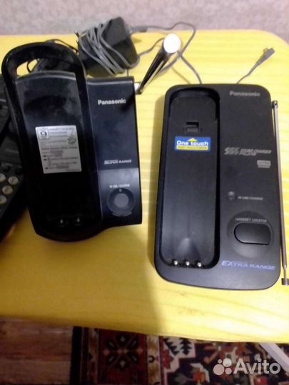 Радиотелефоны рабочие и ещё 2 от тел.сети.за все