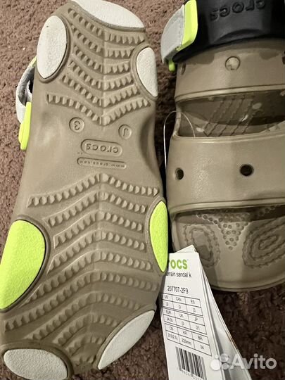 Сандалии crocs j3