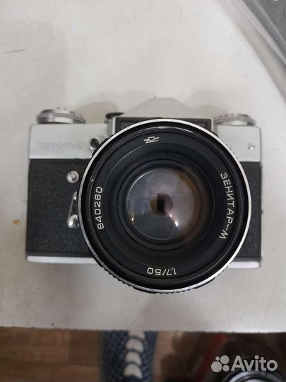 Пленочный фотоаппарат Зенит-Е