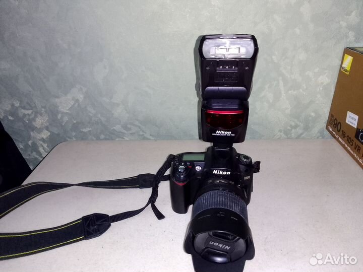 Зеркальный фотоаппарат