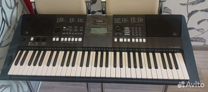 Синтезатор yamaha psr e423
