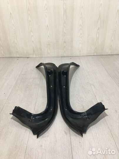 Водосток задний Mercedes Benz S500L W221 M273.961