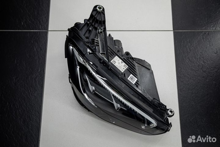 Фара левая оригинальная Mercedes E W213
