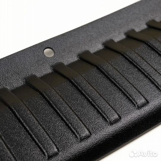 Накладка на задний бампер LADA Priora хетчбэк