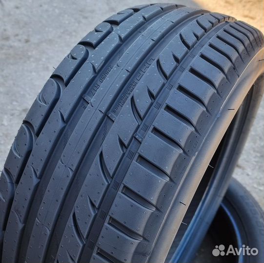 Kormoran Ultra High Performance 235/45 R17