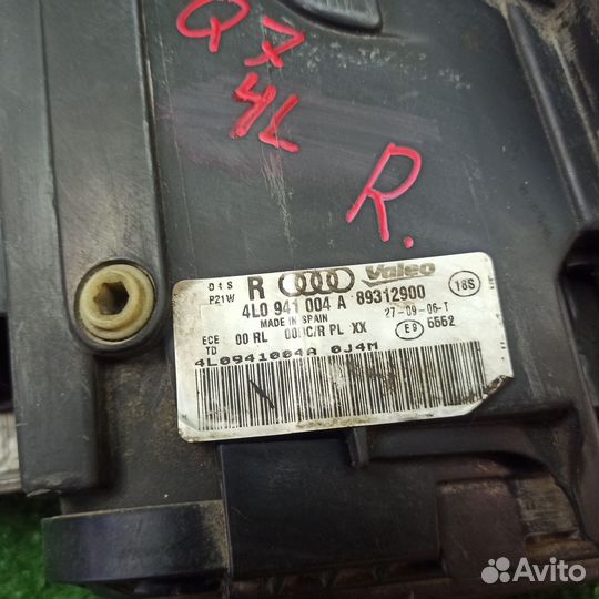 Фара правая Audi Q7 4L