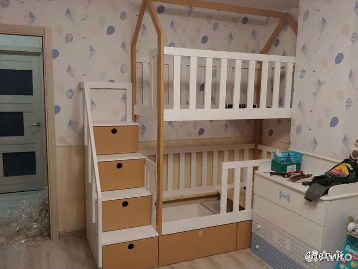 Кровать домик детская