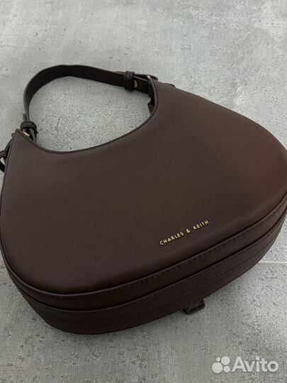 Charles keith сумка