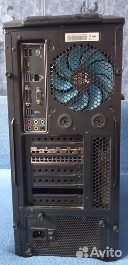 Настольные компьютеры