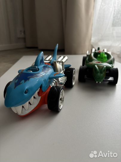 Hot wheels машинки