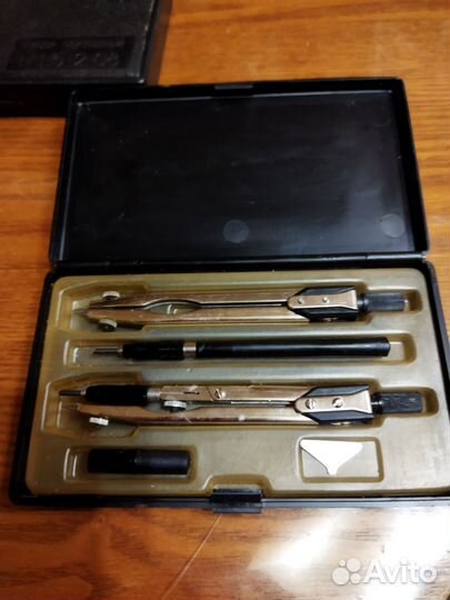 Набор для черчения. Готовальня