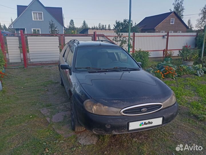 Ford Mondeo 1.8 МТ, 1998, 330 000 км
