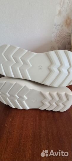 Кроссыженские 37 размер