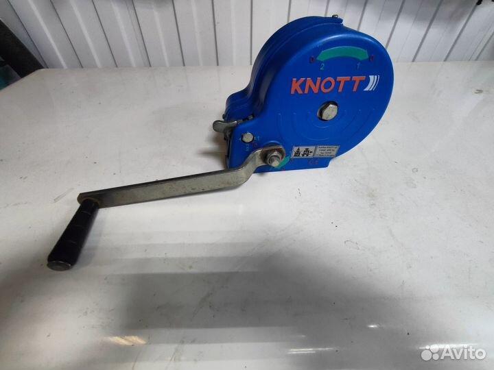 Лебёдка knott 450 кг