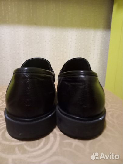 Школьные туфли нат. кожа 33 р