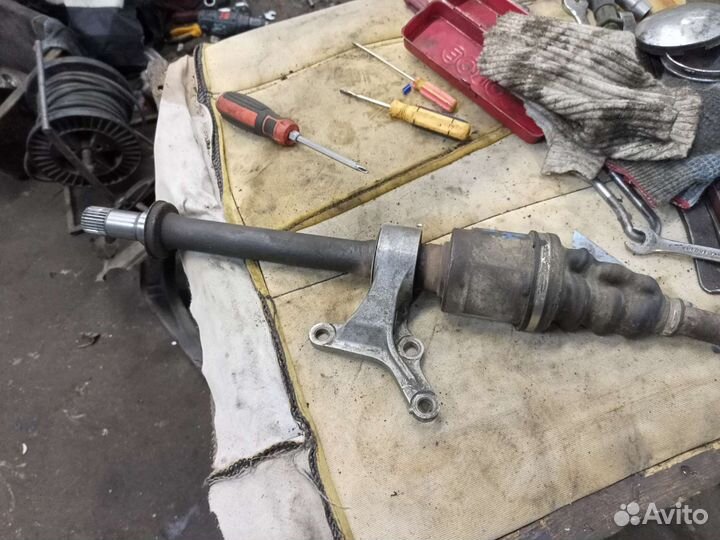 Привод левый Honda HR-V