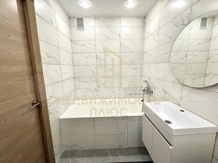 2-к. квартира, 45,4 м², 10/12 эт.