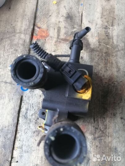 Корпус термостата Opel Astra H z16xer