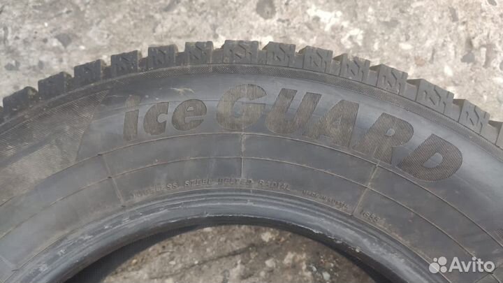 Yokohama Ice Guard IG20 215/70 R16 55G