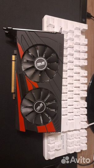 Видеокарта GTX 1050 TI