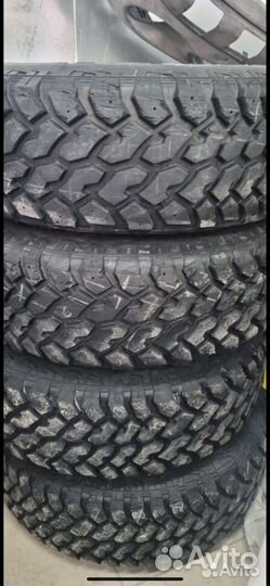 Nexen Roadian A/T 235/75 R15