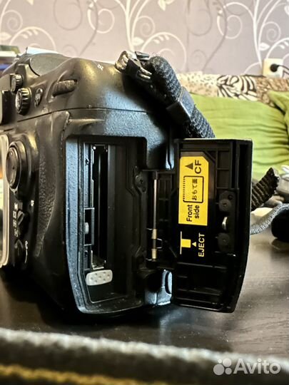 Зеркальный фотоаппарат nikon d200 +допы