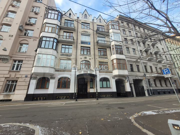 3-к. квартира, 105 м², 4/5 эт.