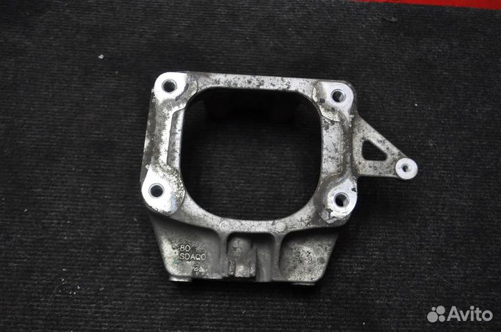 Кронштейн опоры двигателя honda accord CM1