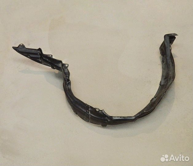 Подкрылок передний левый Maxima J30