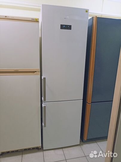 Холодильник бу beko