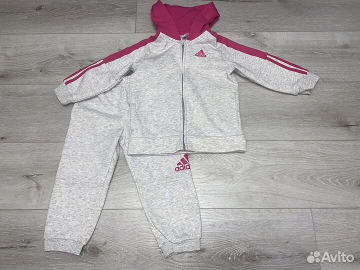 Спортивный костюм adidas детский 92р-р