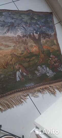 Старинный антикварный гобелен