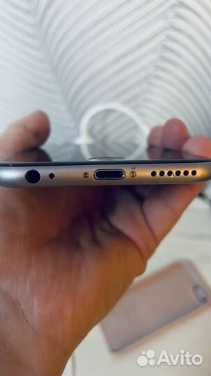 iPhone 6S, 64 ГБ
