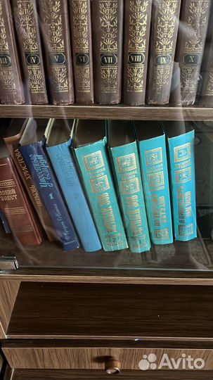 Продам книги