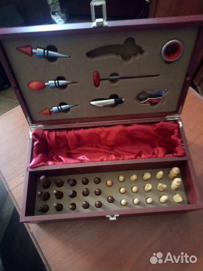 Винный набор+ шахматы