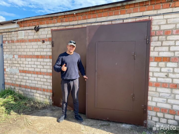 Гаражные распашные ворота,двери по вашим размерам