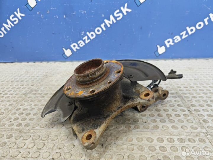 Поворотный кулак передний правый Renault Arkana