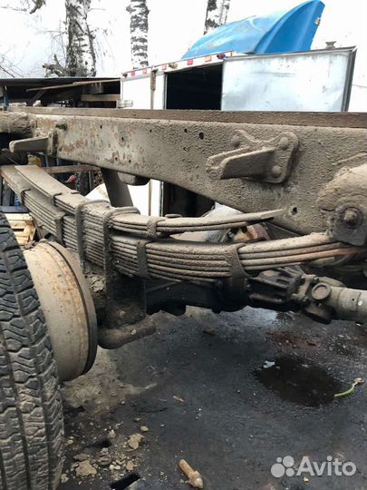 Yuejin 1020.1041 рессора задняя б.у