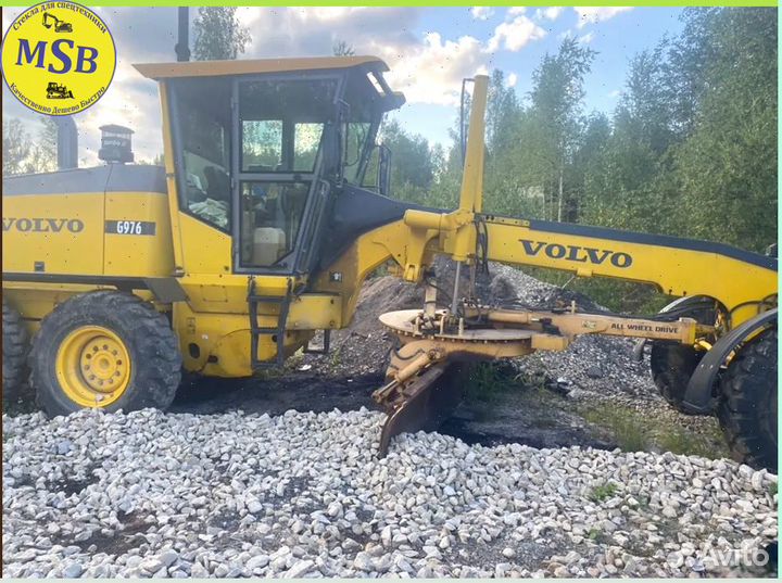 Заднее стекло на Volvo G976