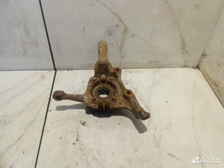 Кулак передний левый Volvo 850 1993 volvo