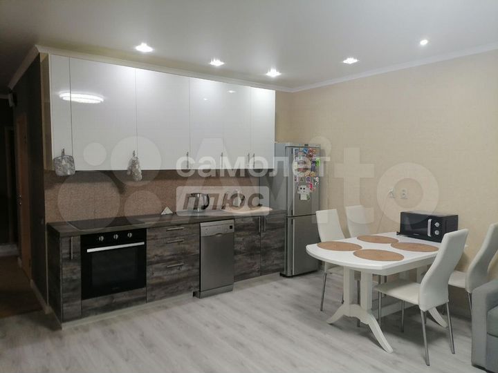 2-к. квартира, 72,4 м², 4/5 эт.