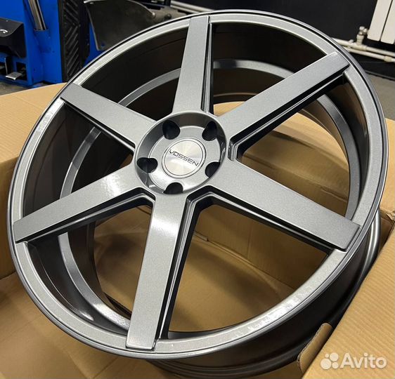 Диски на Range Rover Рендж Ровер R22