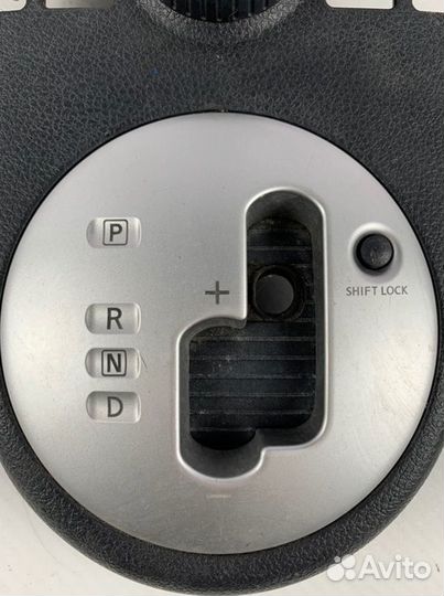 Консоль селектора АКПП Nissan X-Trail T31 2.5