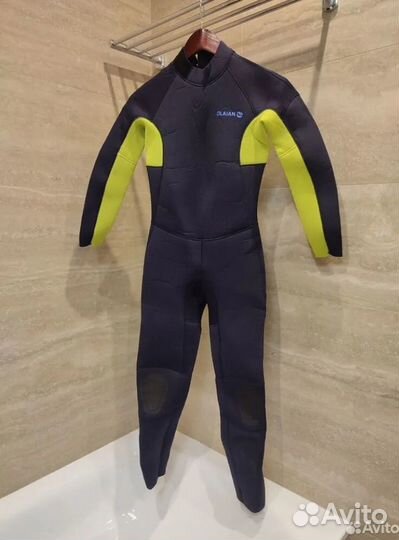 Гидрокостюм неопрен 4мм 13лет Decathlon